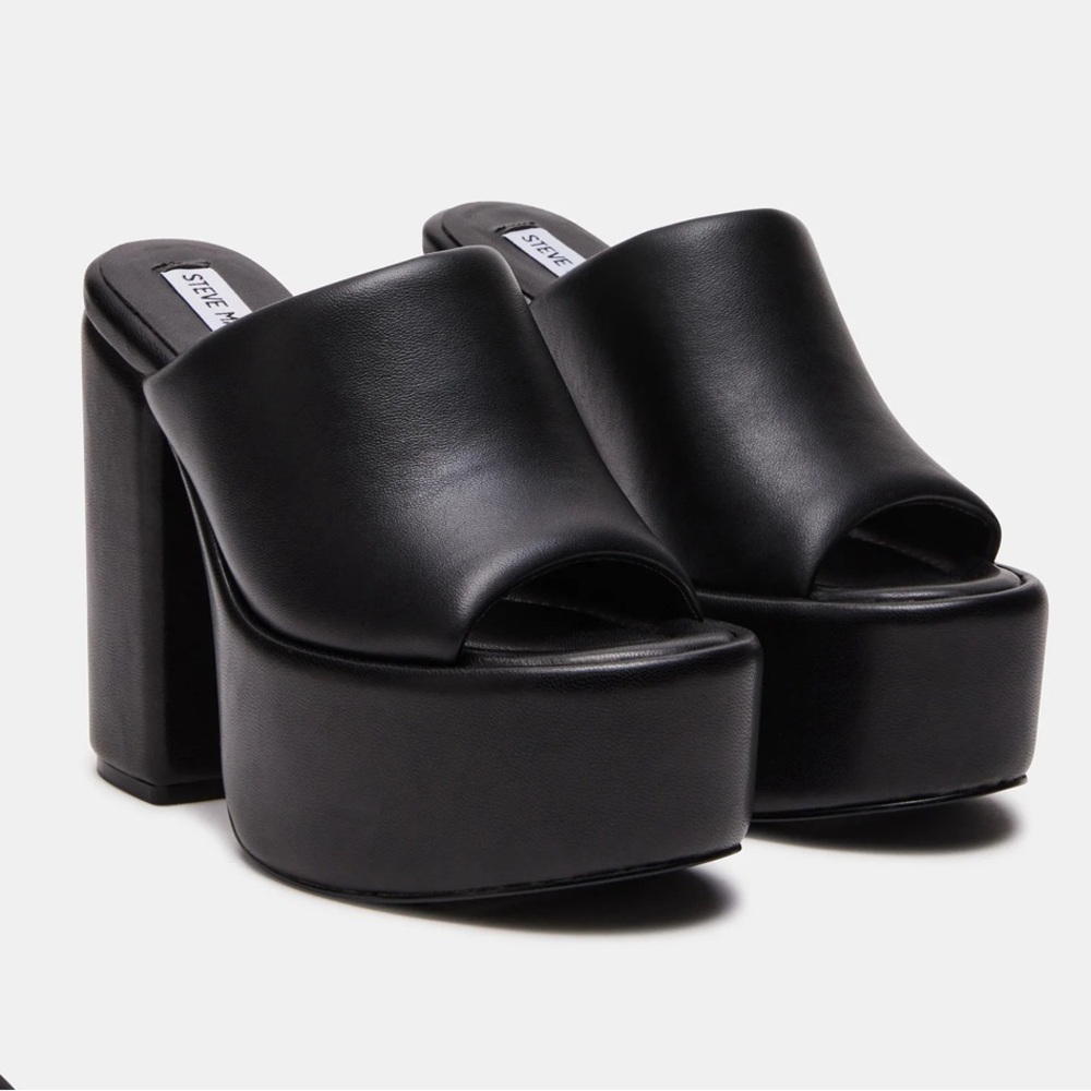 Steve Madden Trixie Platform Black Heels